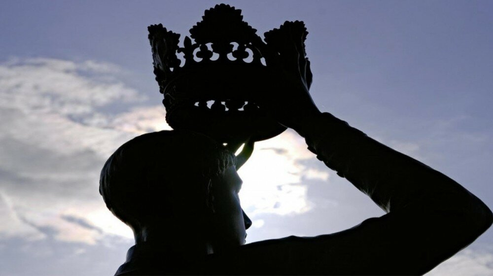 Гордость и гордыня: значение слов и особенности перевода