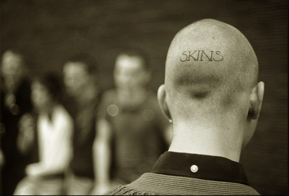 Скинхеды: откуда ноги растут?