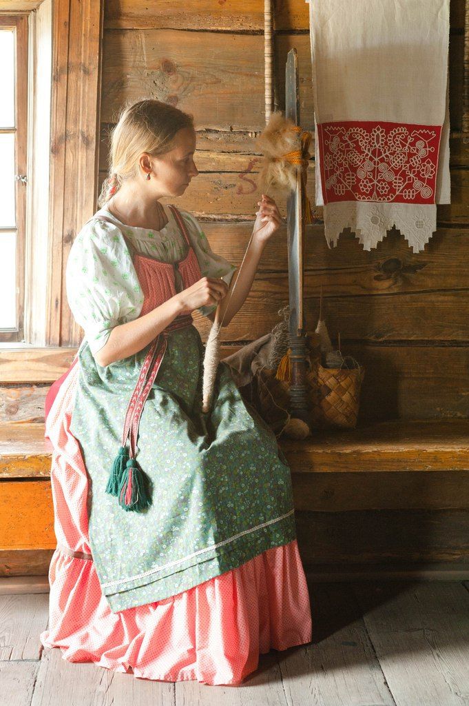 Признаки, по которым на Руси отличали девицу от замужней