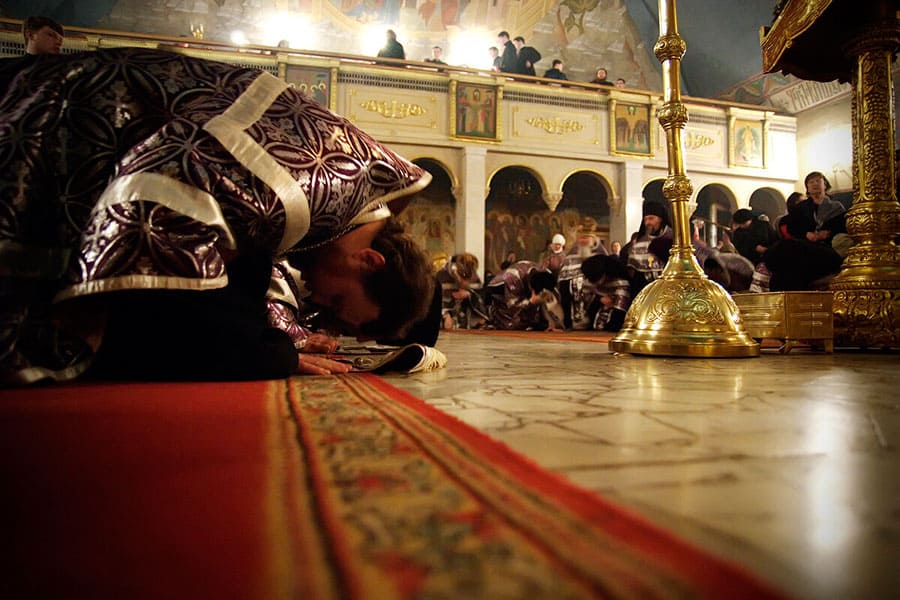 Поклоны: когда, зачем, сколько?