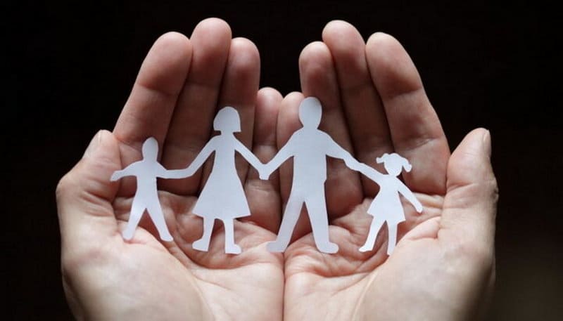 Исчезает ли институт семьи?