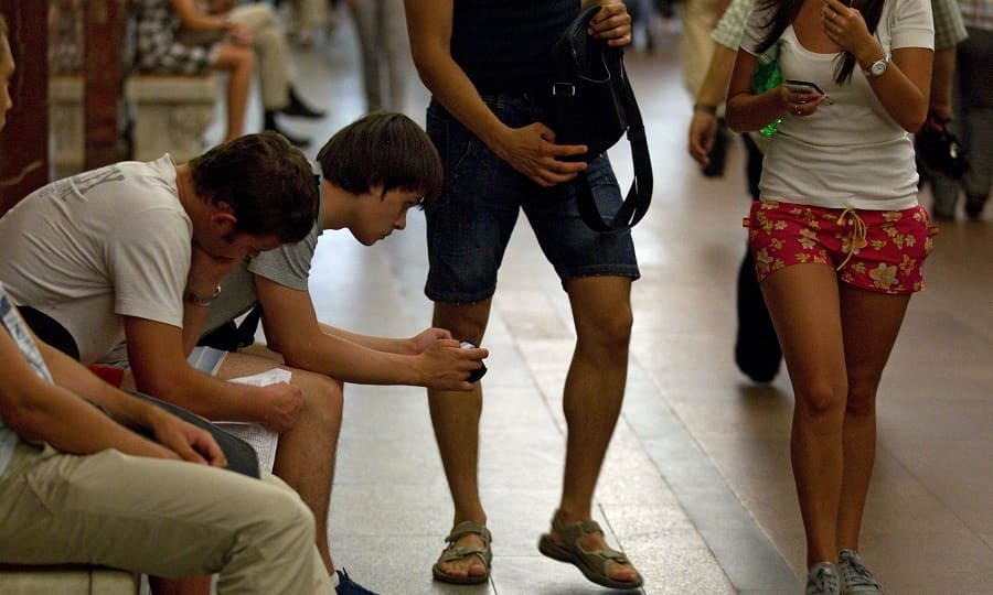 Можно ли в храм заходить в шортах?